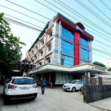 Hotel Sunilkrishna Tirupati Exteriér fotografie